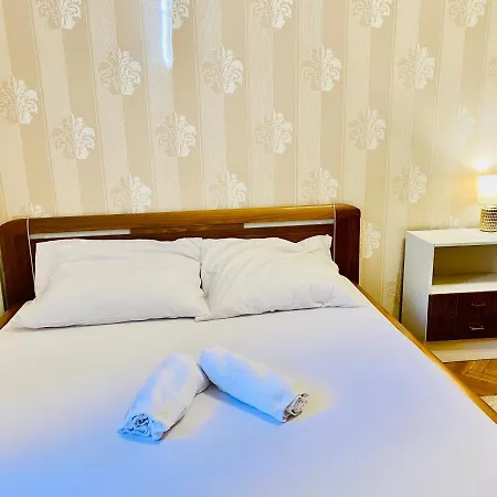 Guest house Flat In Centre 2